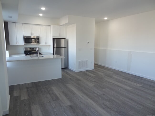 Photo - 2806 Fairfield Ave