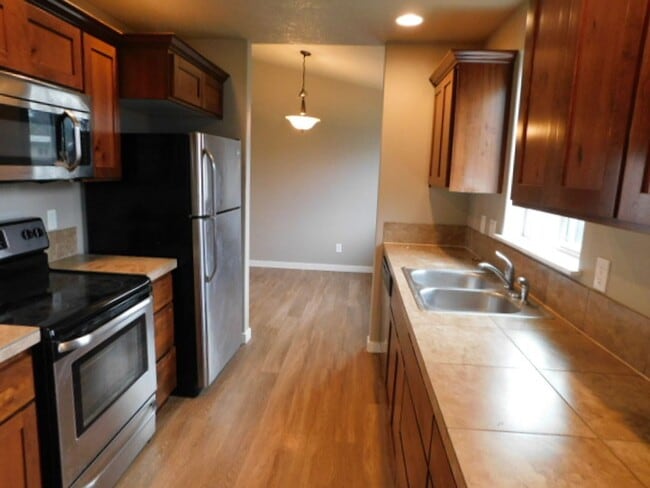 Photo - 297 Helton Way SE