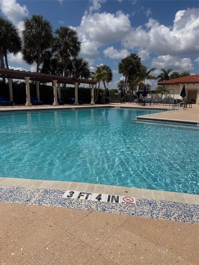 Photo - 11524 SW 16th St