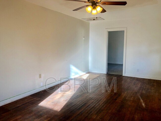 Photo - 2612 27th St