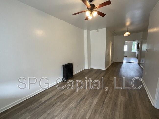 Photo - 281 W Jackson St