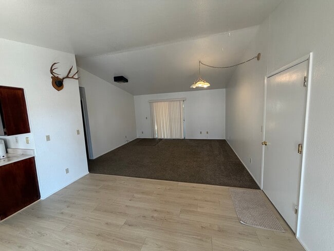 1404 James Rd Unit 1