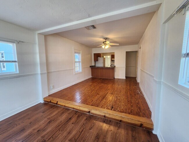 Photo - Bungalow in Northeast Gulfport