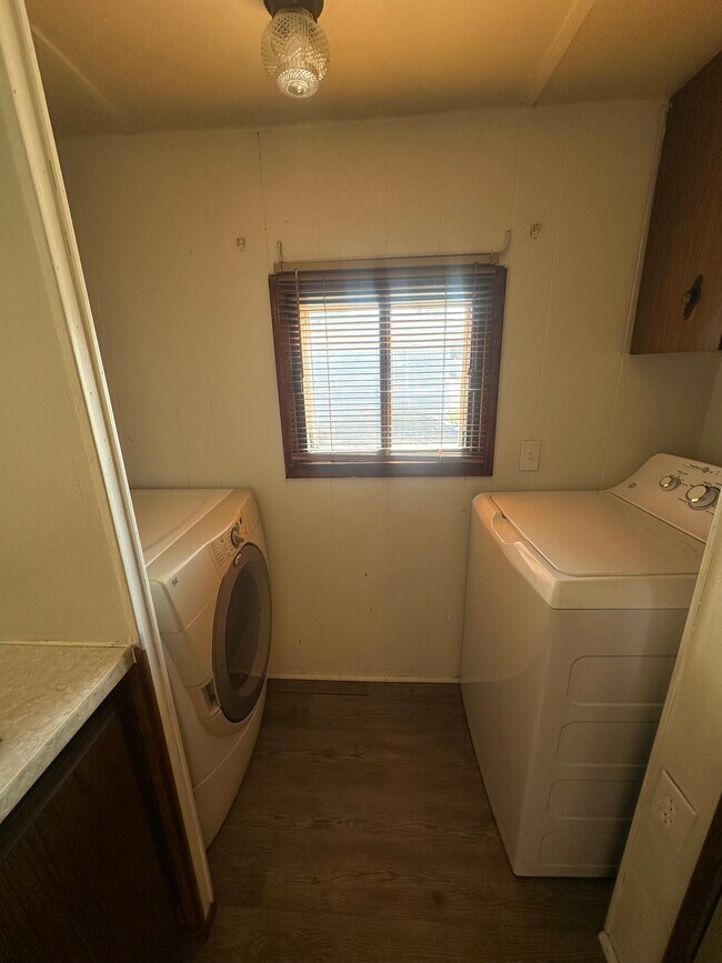 Photo - 101 Cotts Dr