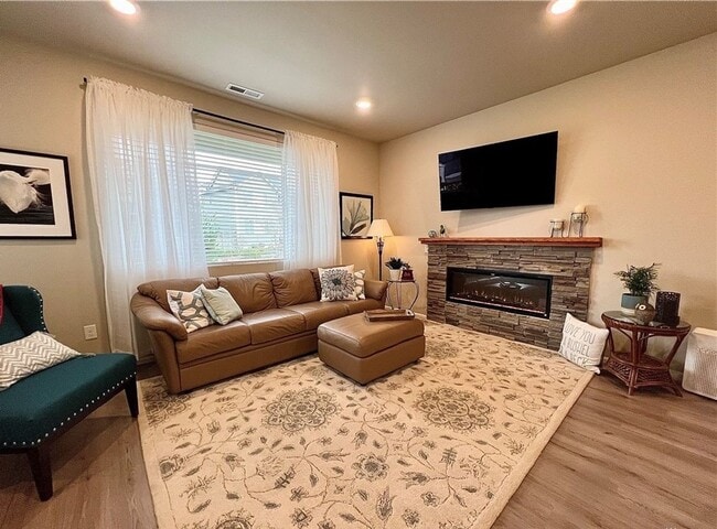 Photo - Beautiful Home Ten Trails Community Black Diamond