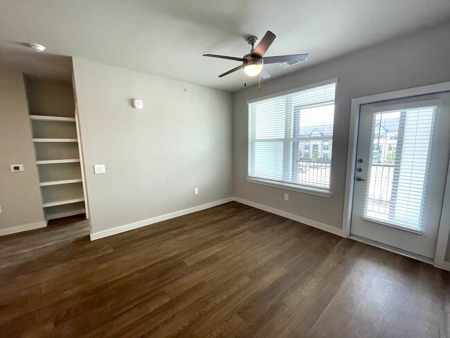 Photo - 1325 Choate Pkwy Unidad 9102