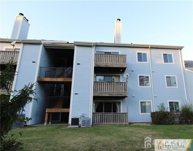 Building Photo - 1016 Aspen Dr