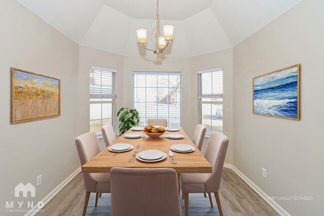 8313 Regal Bend Dr