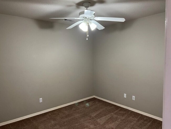 Photo - 3101 Brushwood Ave