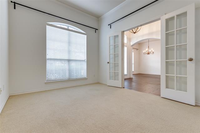 Photo - 8 Bear Run Cir