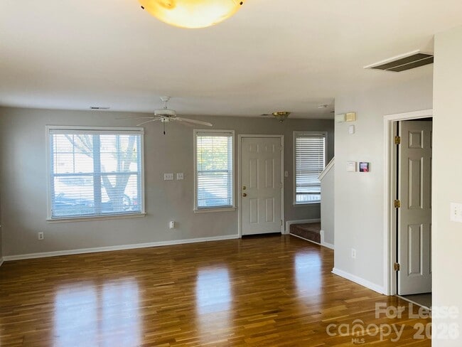 Photo - 8004 Strandhill Rd