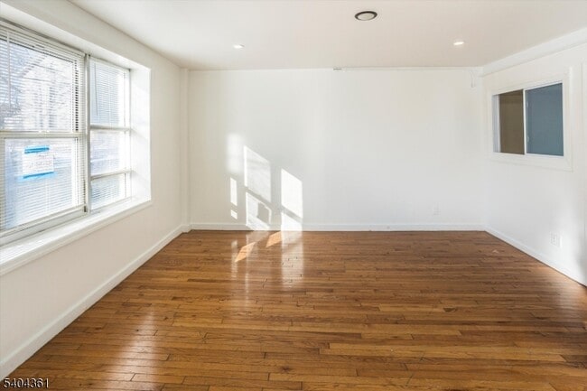 Photo - 29 William St