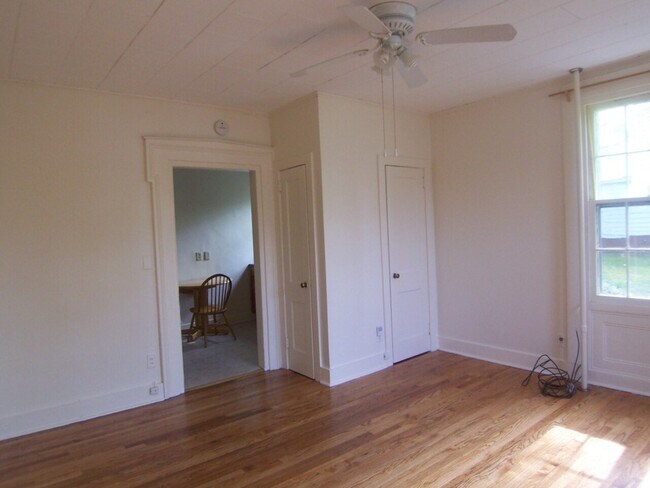 Photo - 285-289 Hudson St