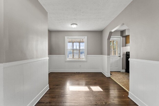 Photo - 154 Northwood Dr