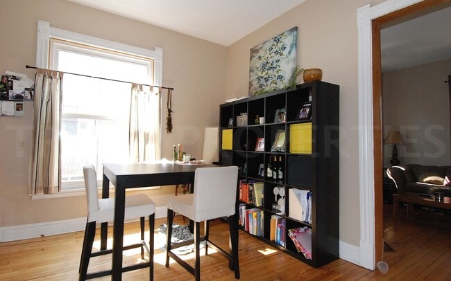 Photo - 2533 Lyndale Ave S Unit 2533-1