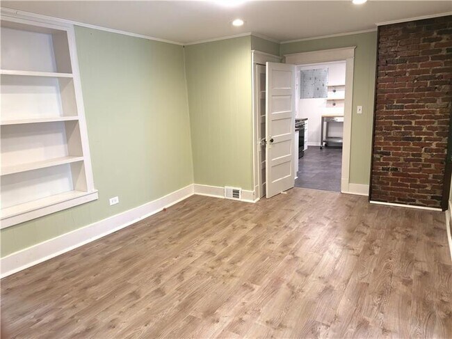 Photo - 1406 Firth St