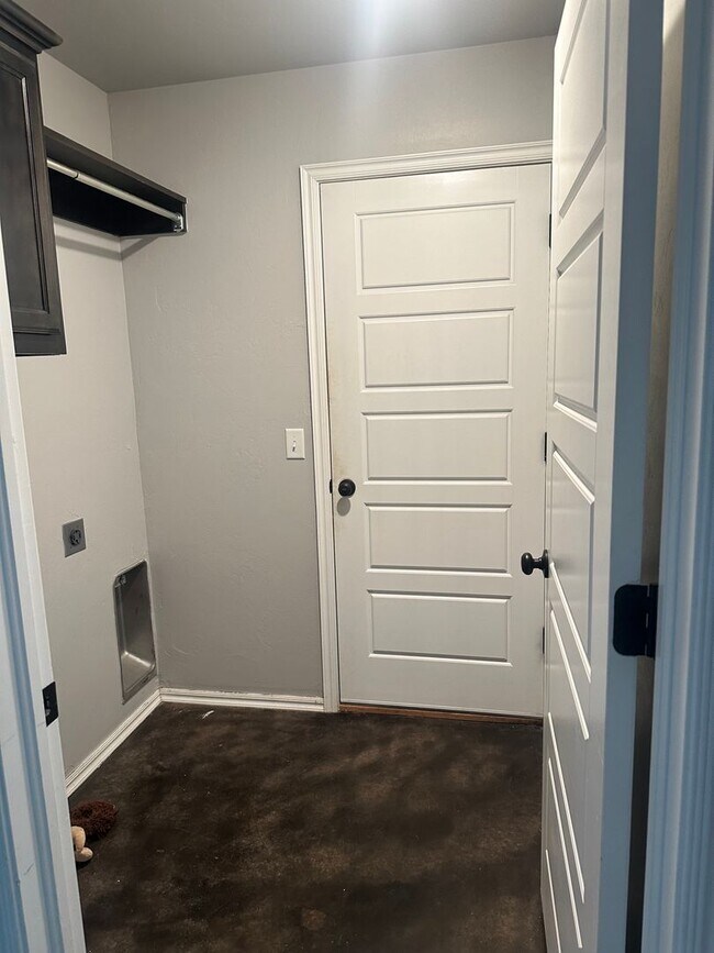 Photo - 1/2 off First month - Beautiful Home