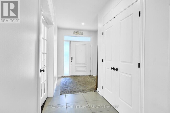 Photo - 32 Aconitum Way