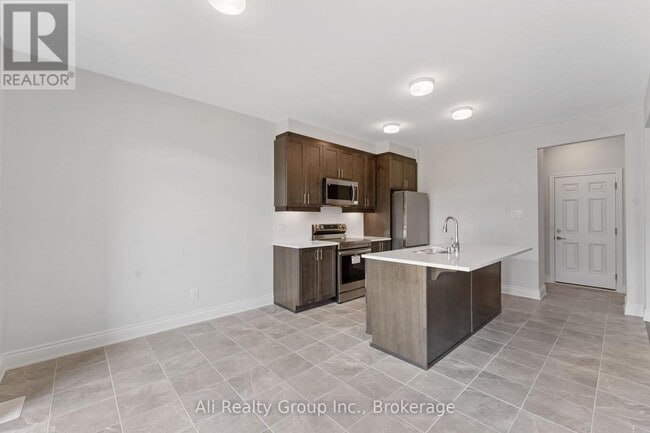 Photo - 110 Yearling Cir