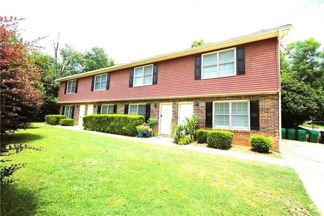 Building Photo - 1110 3rd St Rental