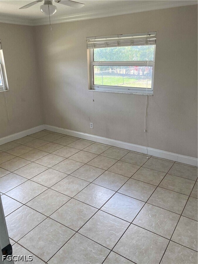 Photo - 724 Sesame Ct