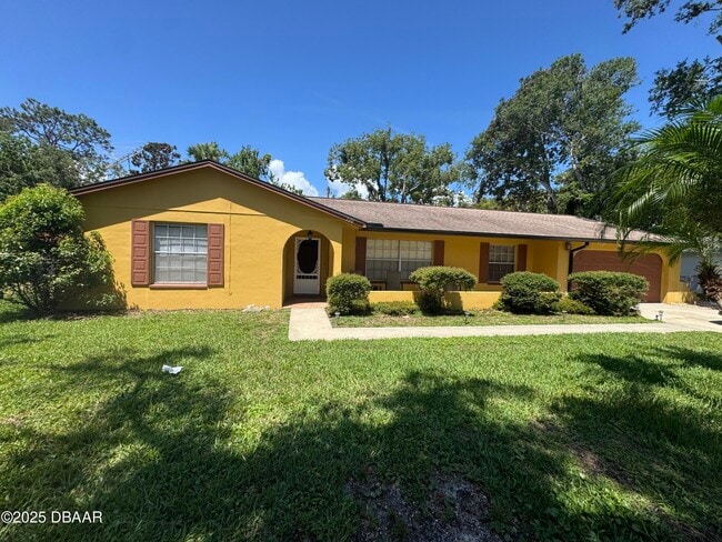 Photo - 730 Lindenwood Cir E