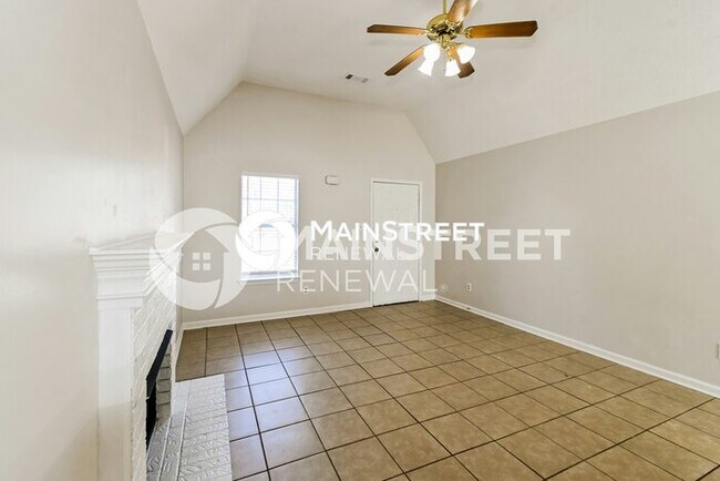 Photo - 3 Bedroom Pet-Friendly Home in MEMPHIS, TN with Main Street Renewal
