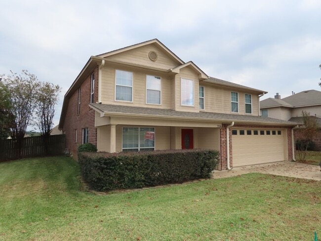 Photo - Stunning 3 Bedroom, 2 Story w/Bonus Room in South Tyler!