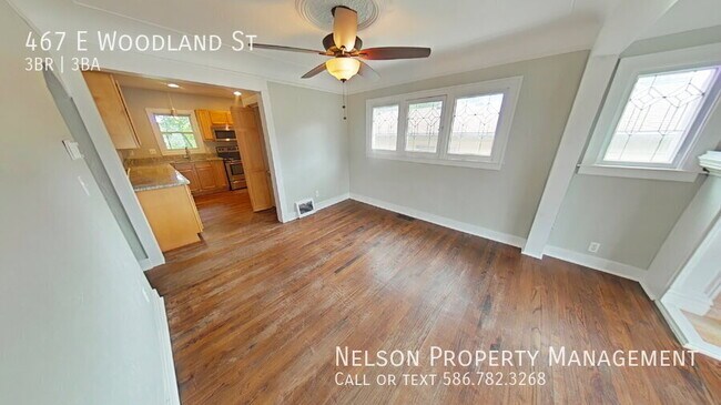 Photo - 467 E Woodland St