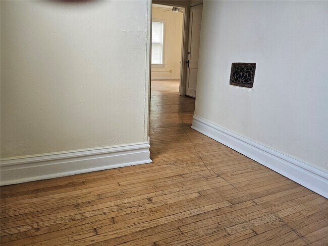 Photo - 3807 Potomac St Unidad 1A