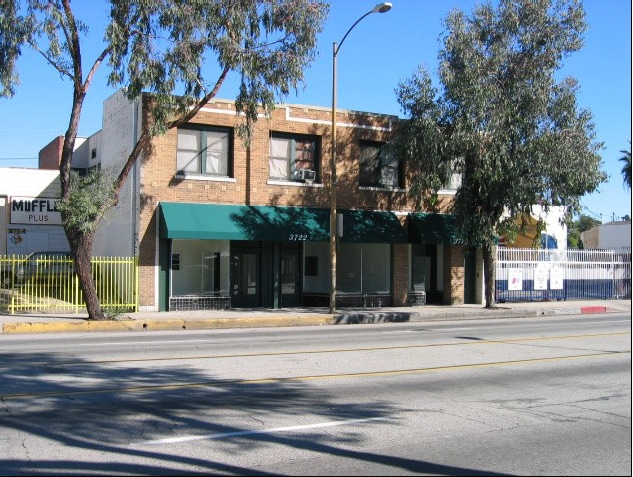 Building Photo - 3720-3722 San Fernando Rd