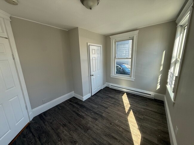 Photo - 139-141 Franklin St Unit 1