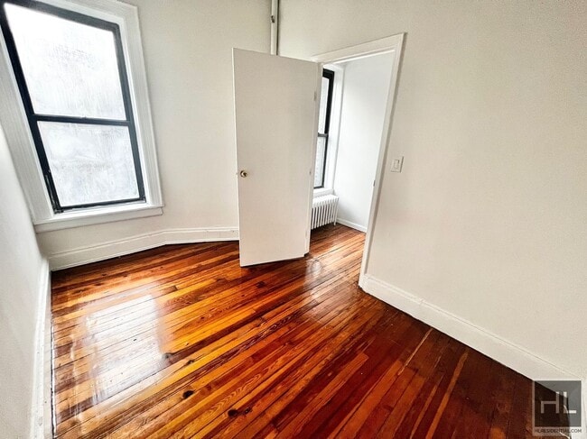 Photo - YORK AVENUE Unit 5E