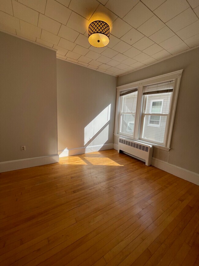 Photo - 38 George St Unit #1