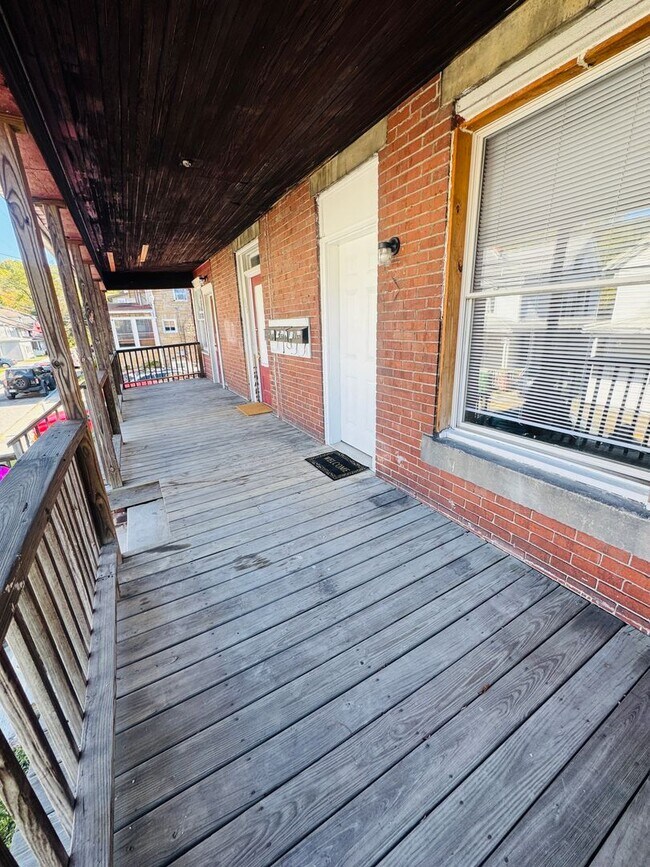 Photo - 420-422 Pennsylvania Ave Unidad 420