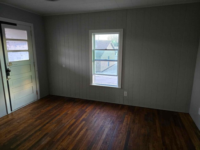 Photo - 205 Locust St Unit B