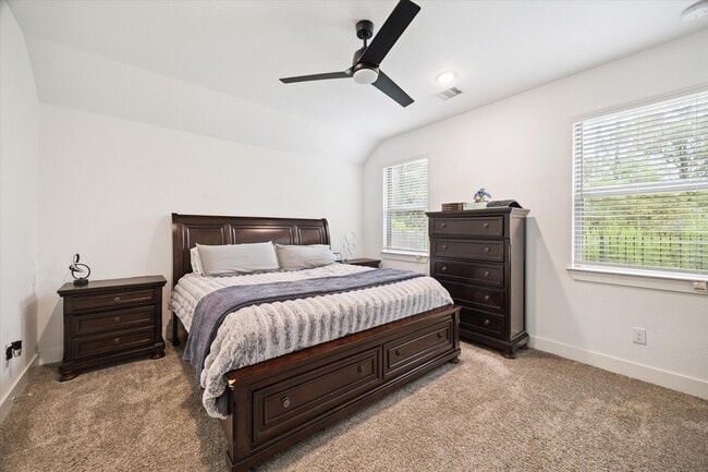 Photo - 1600 Portia Ln