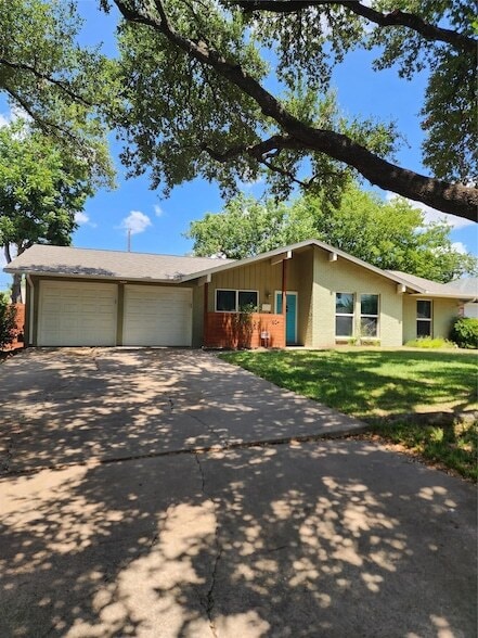 Photo - 1804 Kingwood Cove
