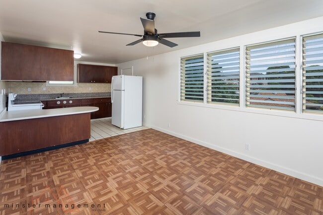 Photo - 2133 Metcalf St Unit C