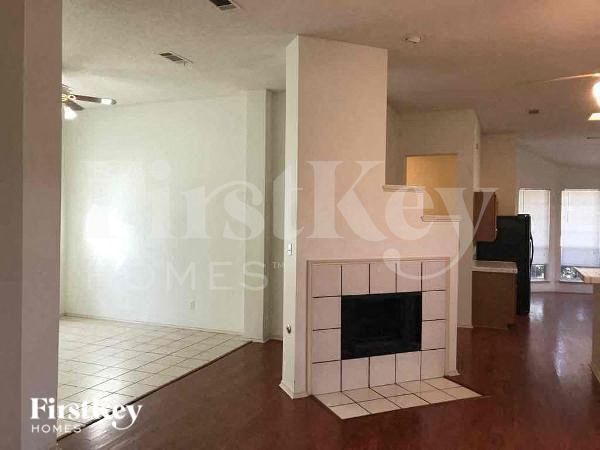 Photo - 403 Jennifer Ln