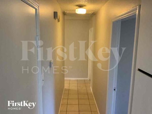 Photo - 9819 Kiwi Ln