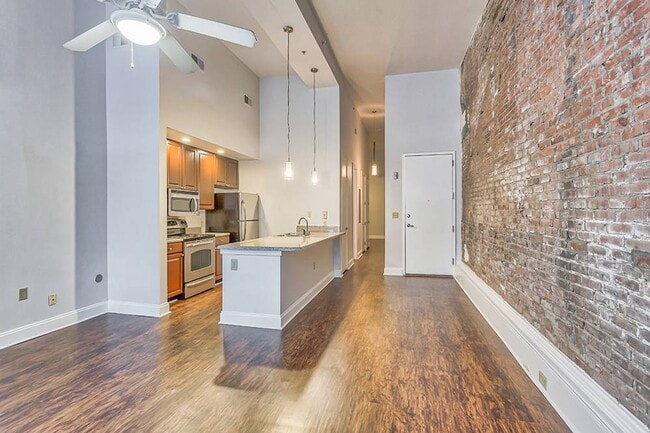 Photo - The Washburn