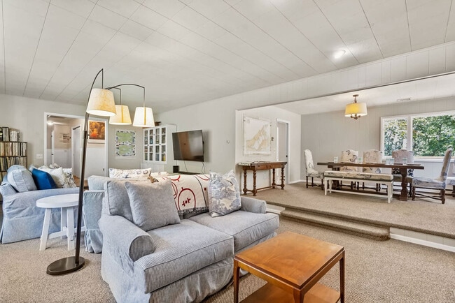 Building Photo - 1345 Long Creek Dr Unit SI ID1512339P