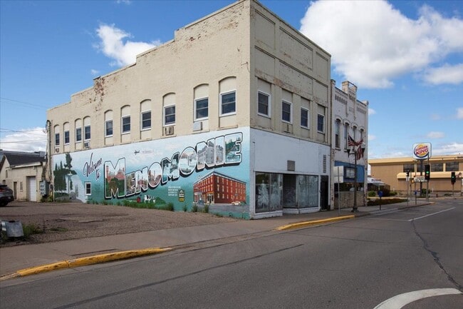 Cozy Studio Apartment - Menomonie, WI - Cozy Studio Apartment - Menomonie, WI Unit 4