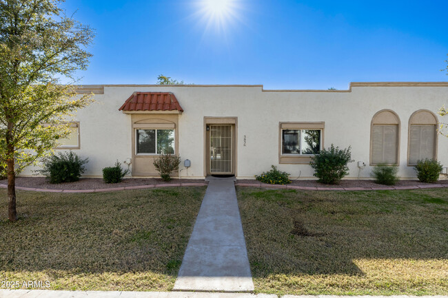 Photo - 5856 N 83rd St Townhome