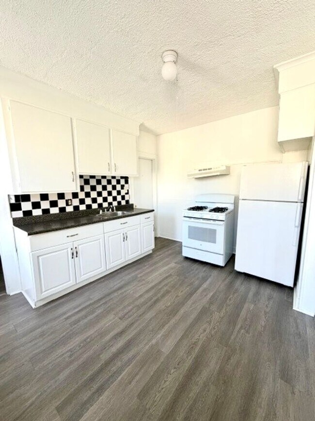 Photo - 119-121 Hobart Street Unit 1st Floor North