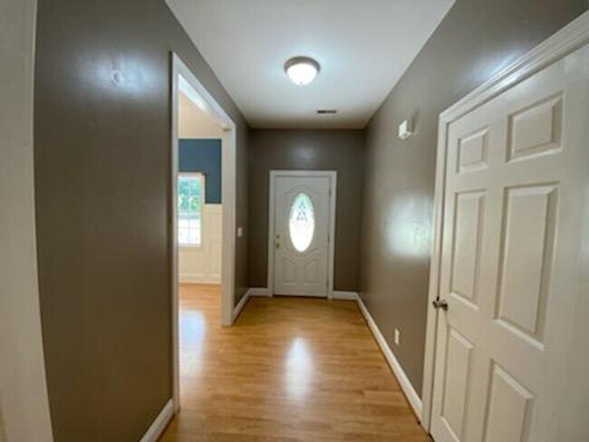 Photo - 3 Bedroom, 2 bath home in North Shore Comm...