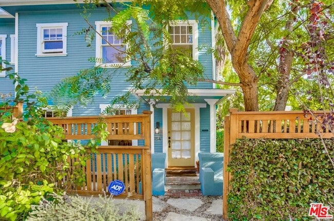 Photo - 2154 Willetta Ave N