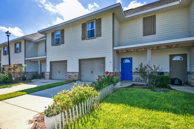 Photo - 511 Arbor Lake Dr