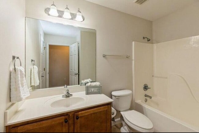 Photo - 25 Trevor Dr